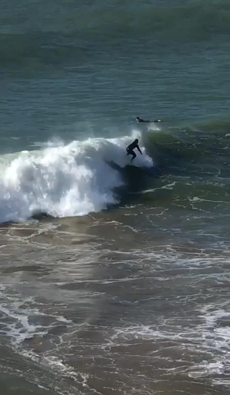 #pac4portugal #portugal #praiadomolhe #surfing #surfsup #waves 🌊🏄‍♂️❤️🇵🇹 